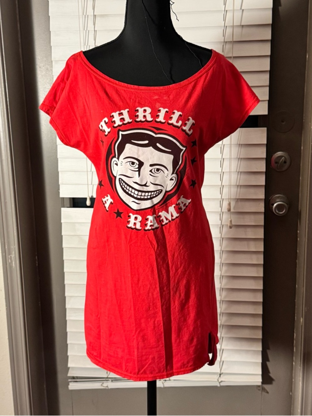 Sourpuss Red Graphic 'Thrill-A-Rama' T-Shirt Dress, Medium
